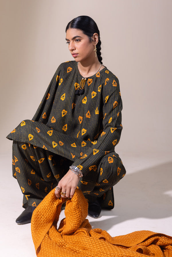 KanthaTukri Tasseled Set