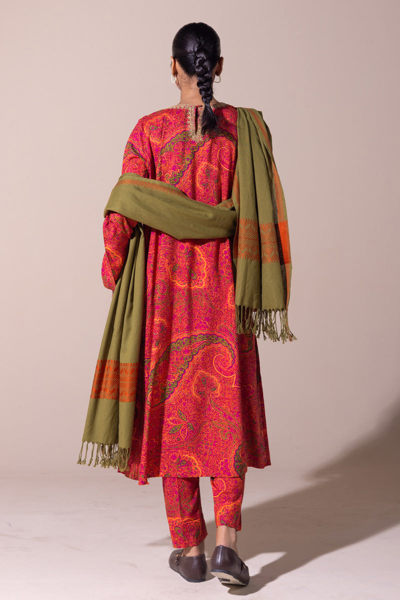 Gilded Jacquard Paisley Set