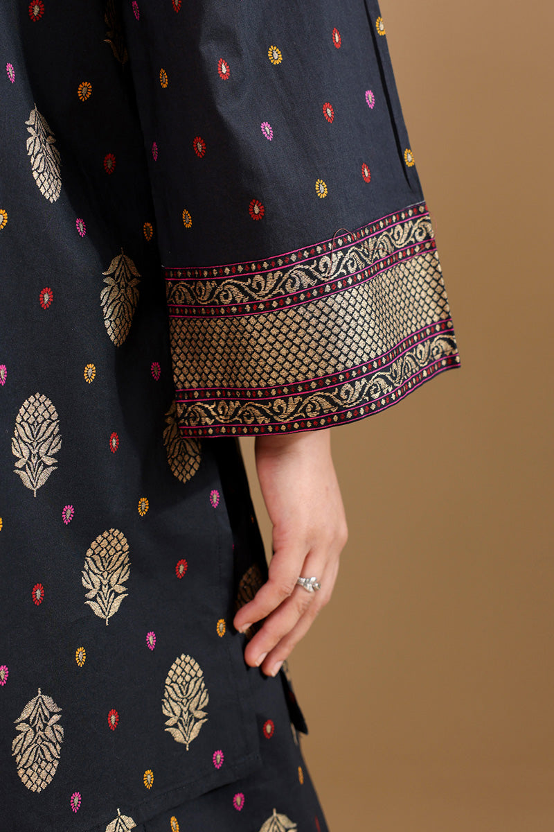 Zeenat Zari Set
