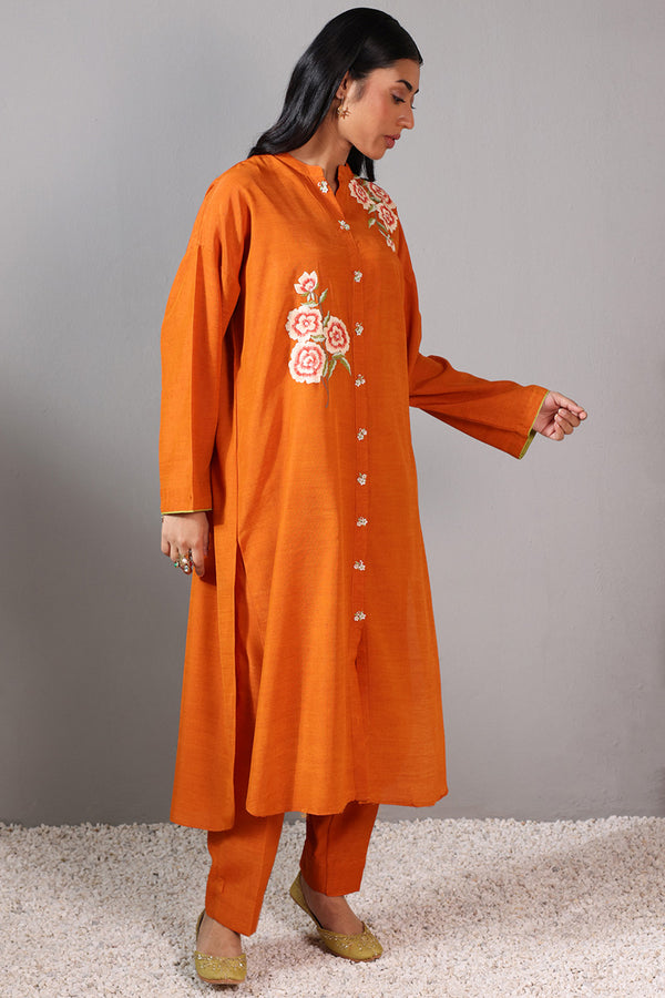 Floral Splendor Tasseled Set