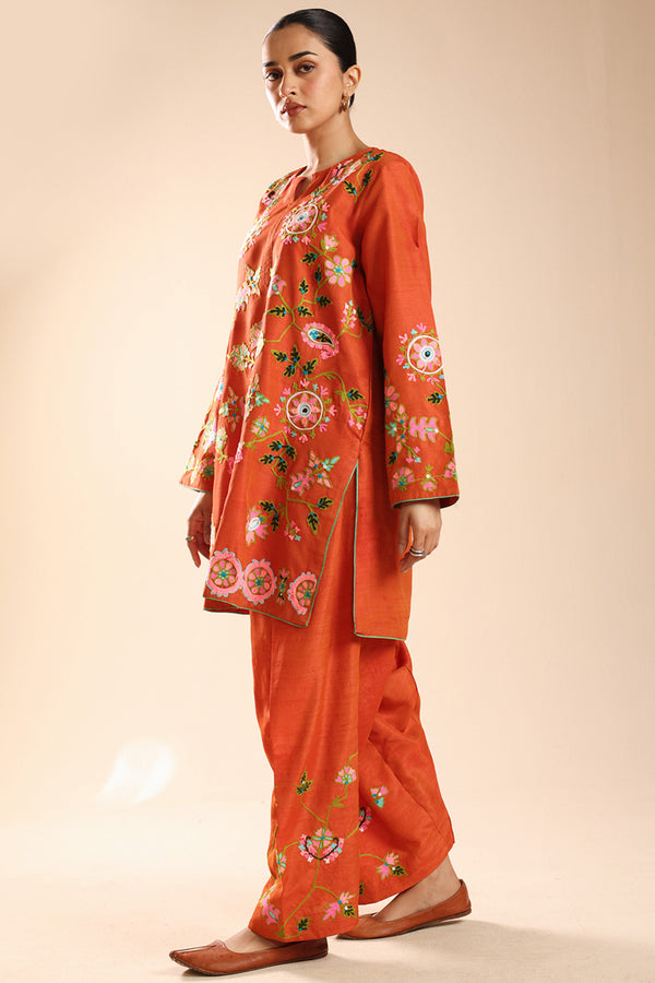 Embroidered Gulnar Set
