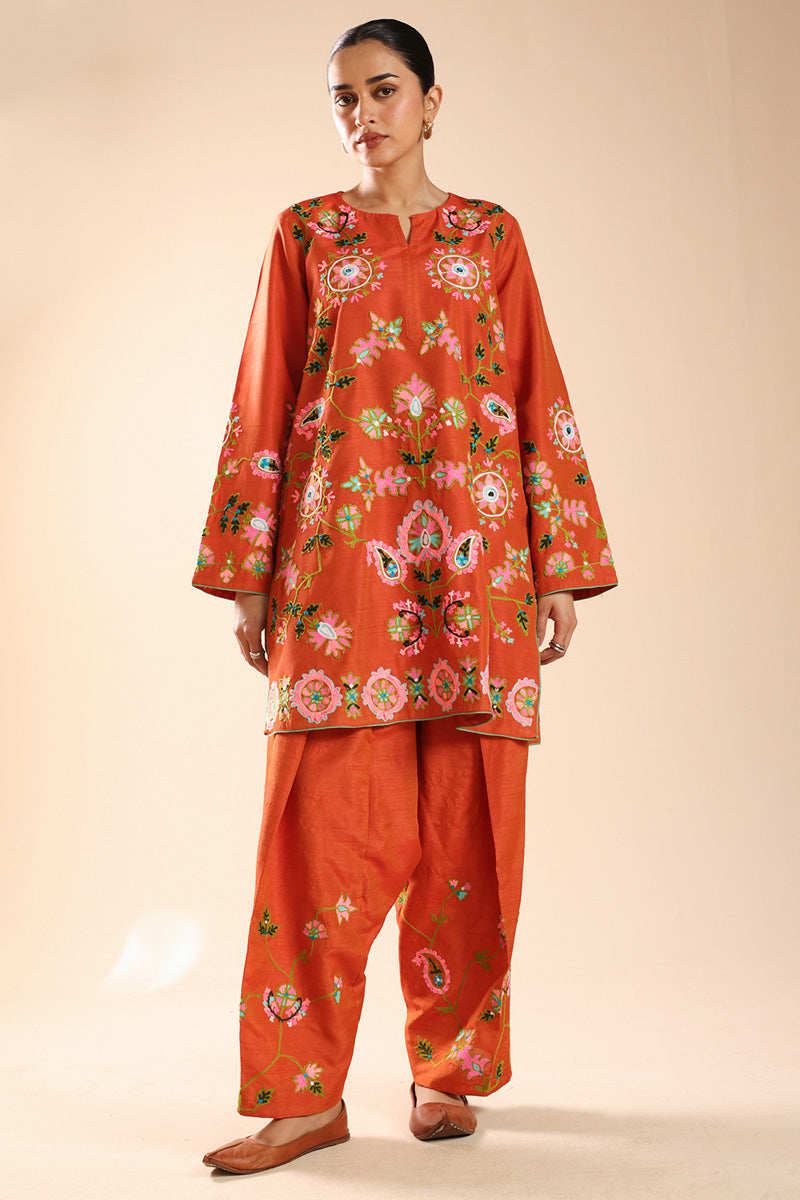 Embroidered Gulnar Set