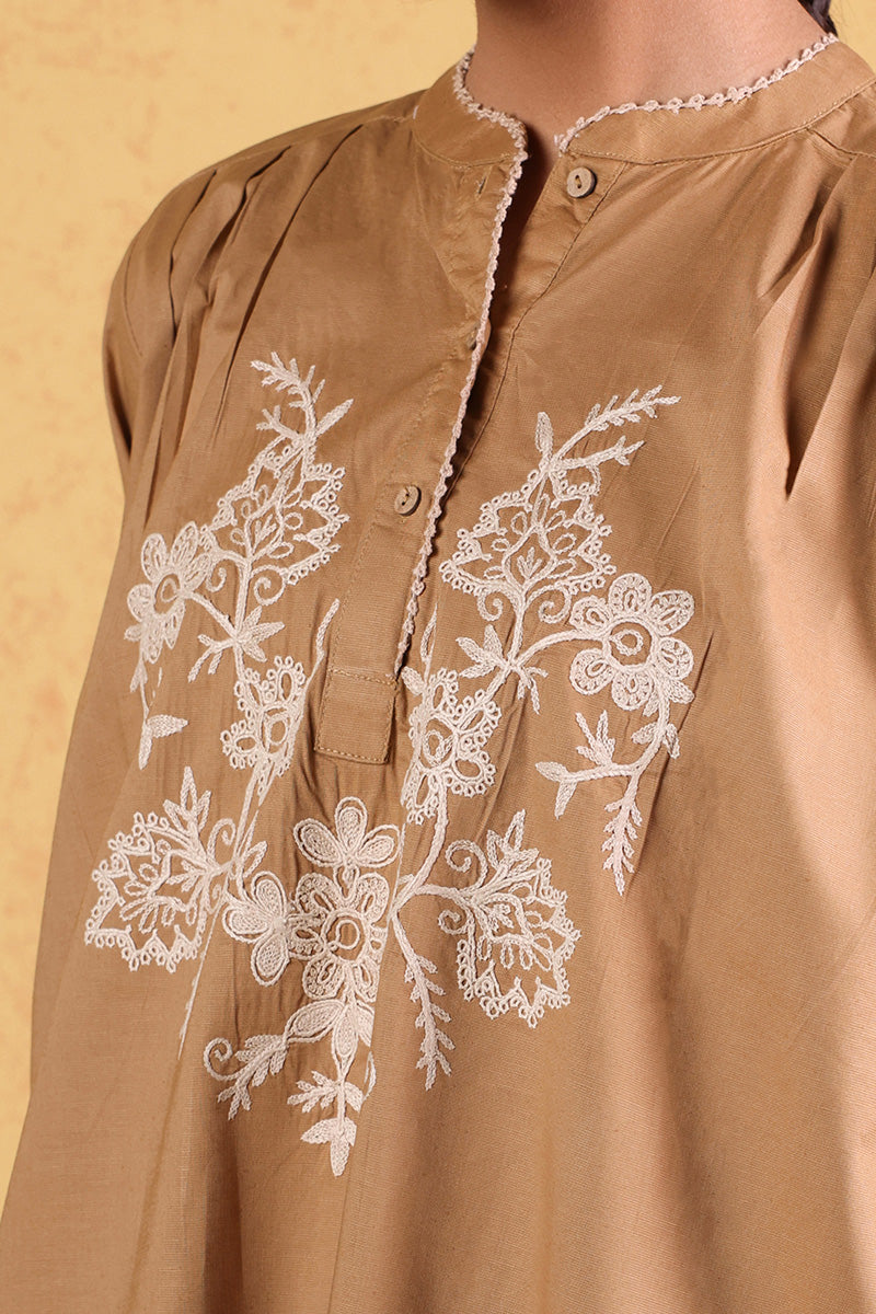 beige