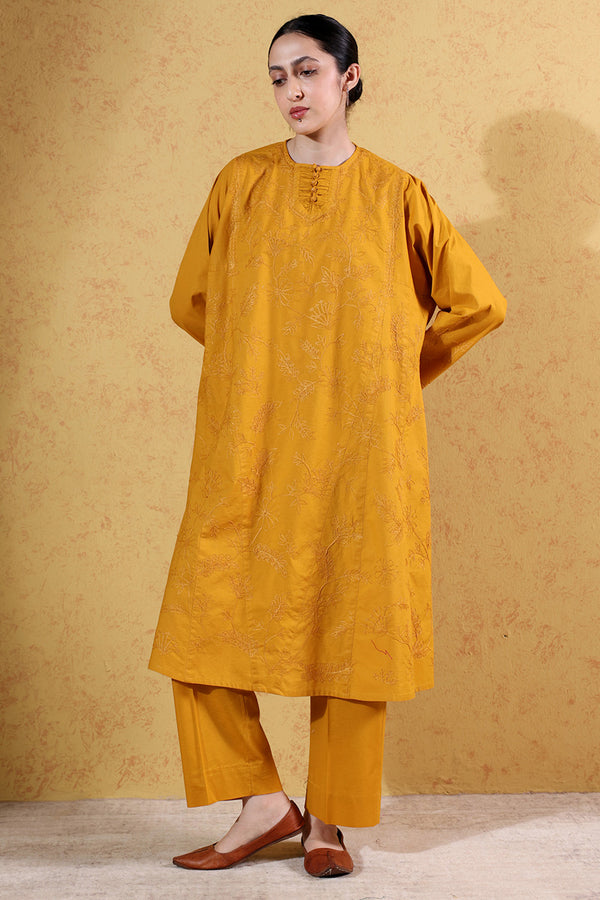 Self-Embroidered Threads Set