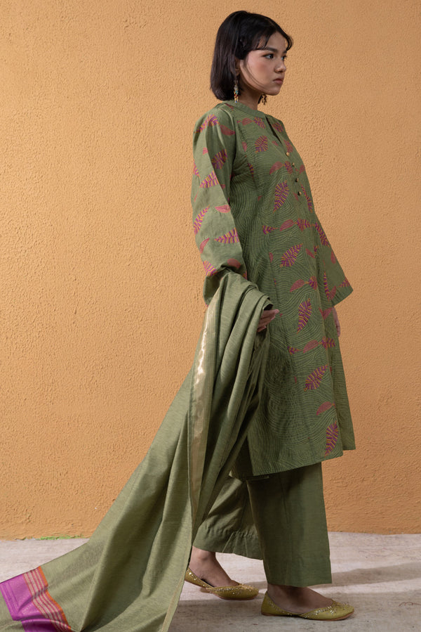 Embroidered Story 3-Piece Set