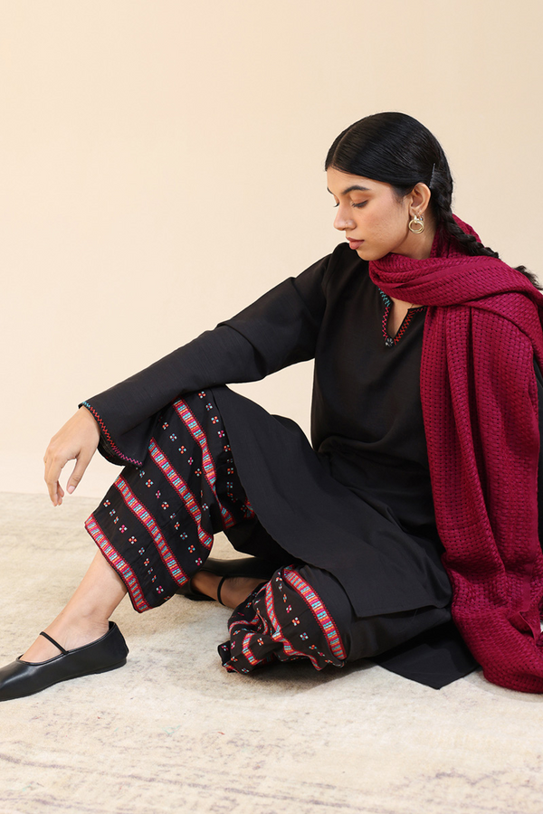 Damask Embroidered Set