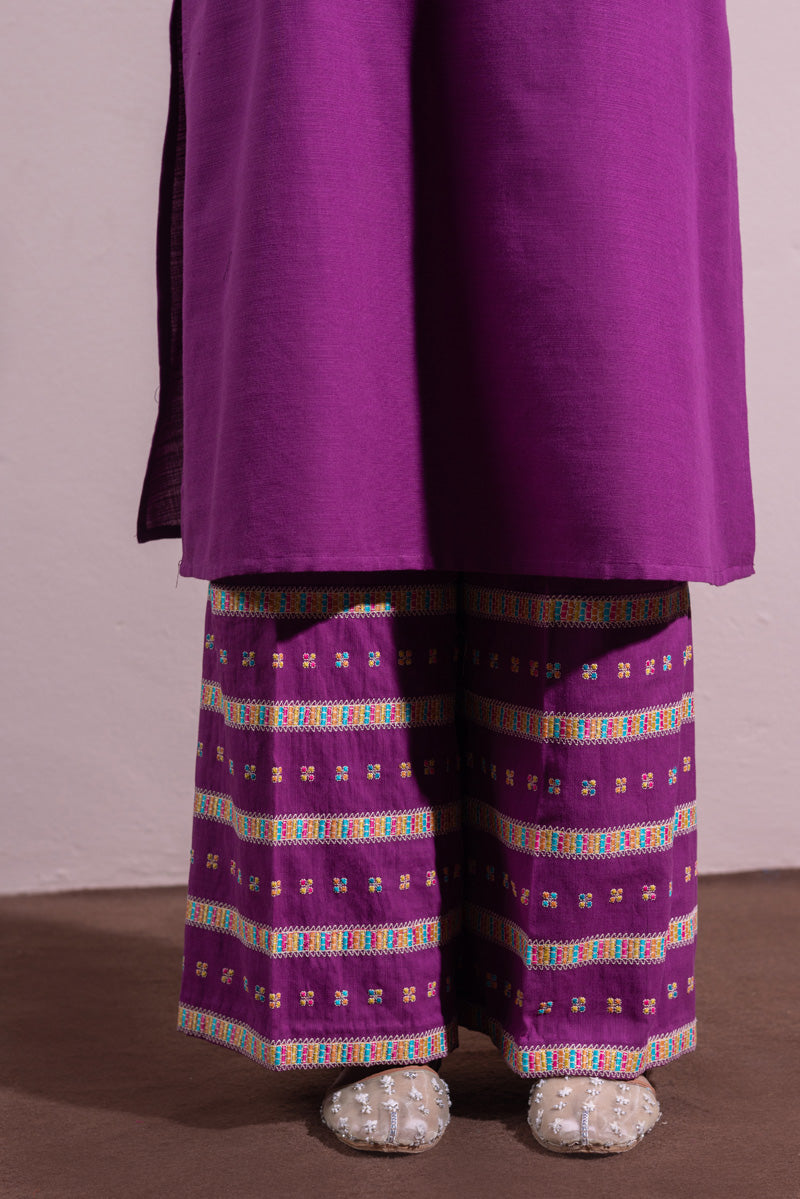 Damask Embroidered Set