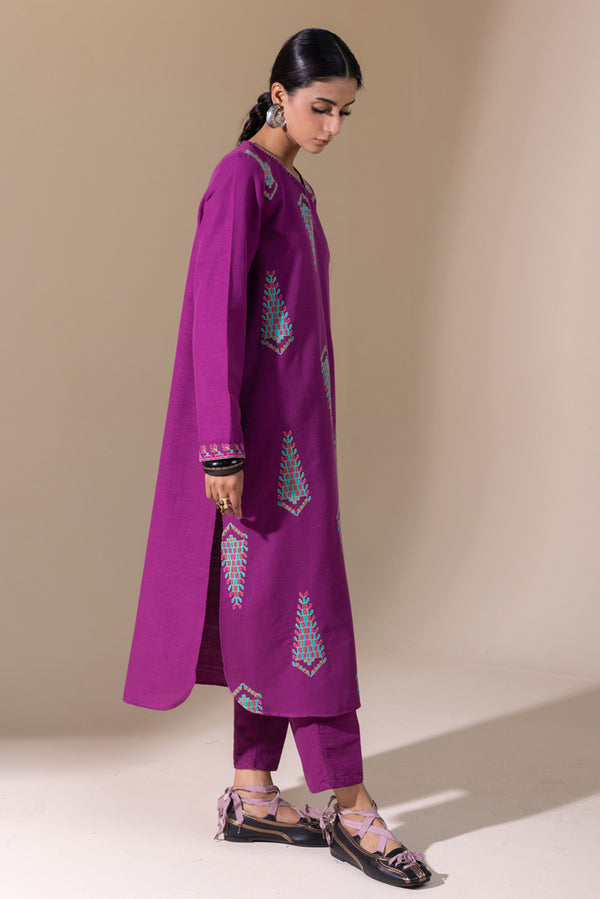 Damask Embroidered Set