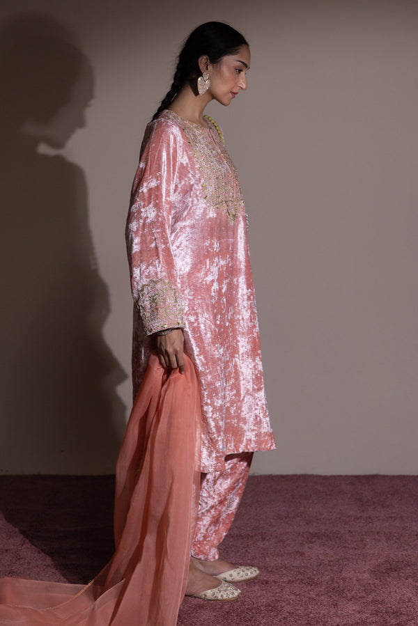 Resham-e-Khaas Velvet 3-Piece Set