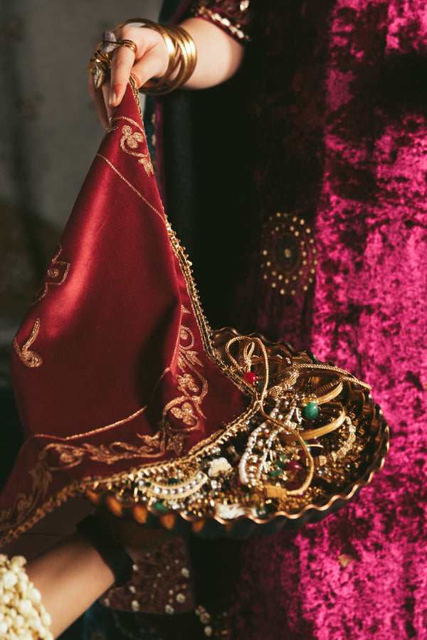 Zouq-e-Bahaar Gharara Set