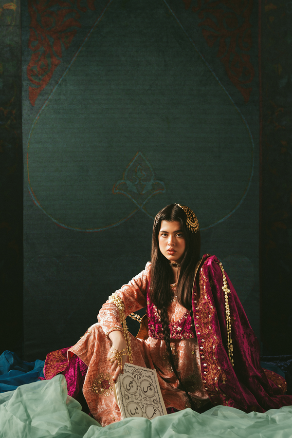 Rouge Velvet 3-Piece Koti Ensmeble