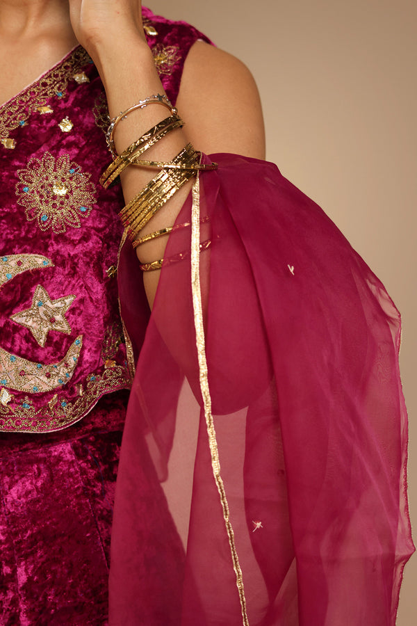 Chand Tara Embroidered Set