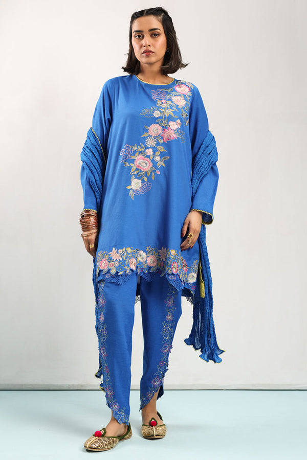 Embroidered Dreams 3-Piece Tulip Set