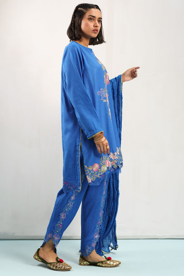 Embroidered Dreams 3-Piece Tulip Set