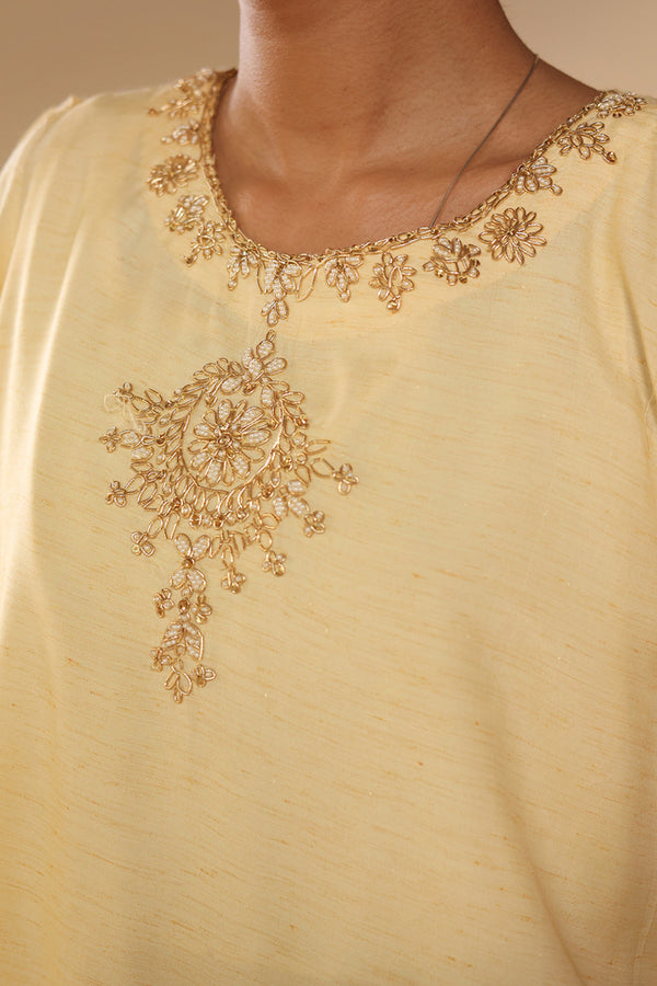 Gilded Polki Embroidered Set