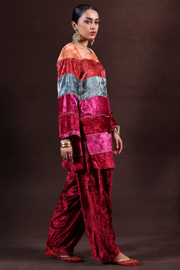 Rang Riwayat Velvet Set