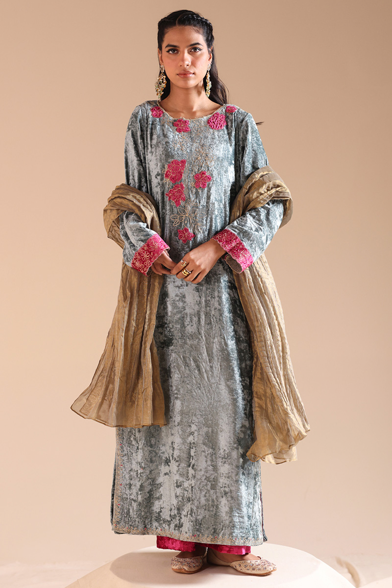 Zareen Velvet 3-Piece Set