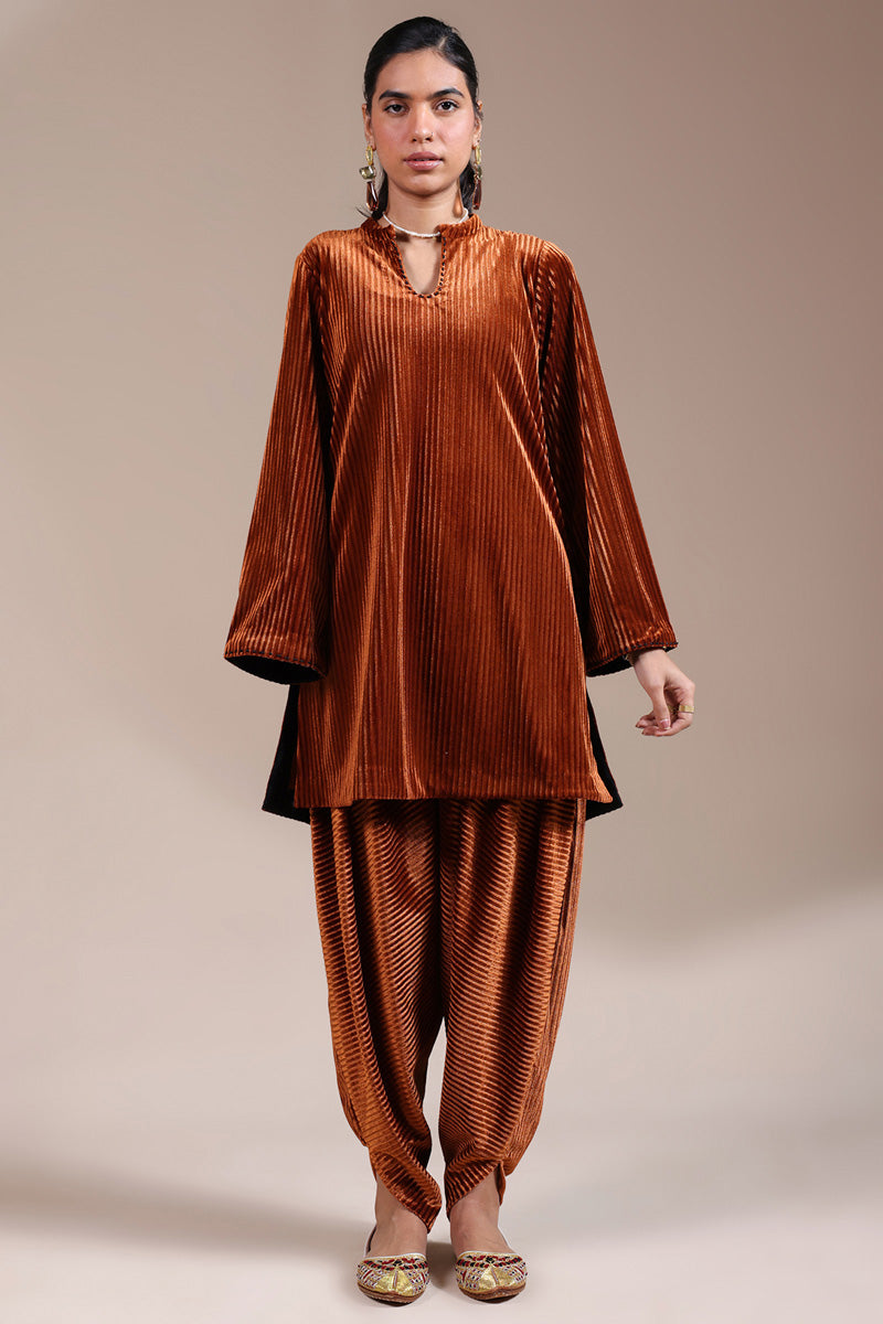 Shandaar Velvet Set