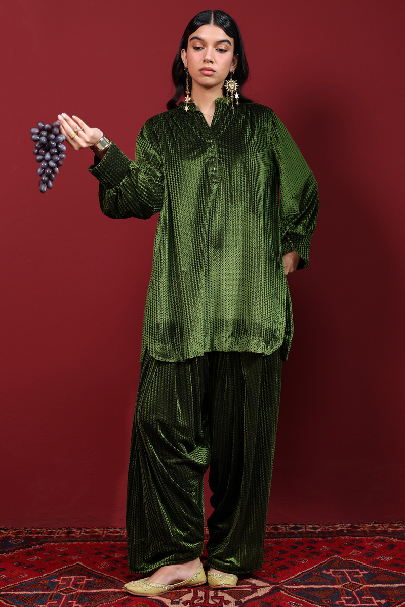 Shandaar Velvet Co-Ord Set