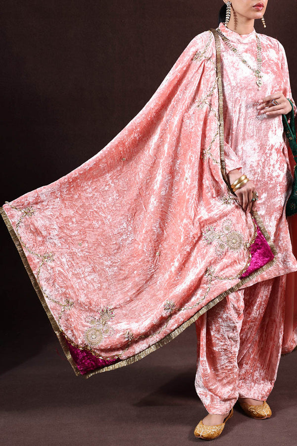 Rani Bahaar Velvet Shawl