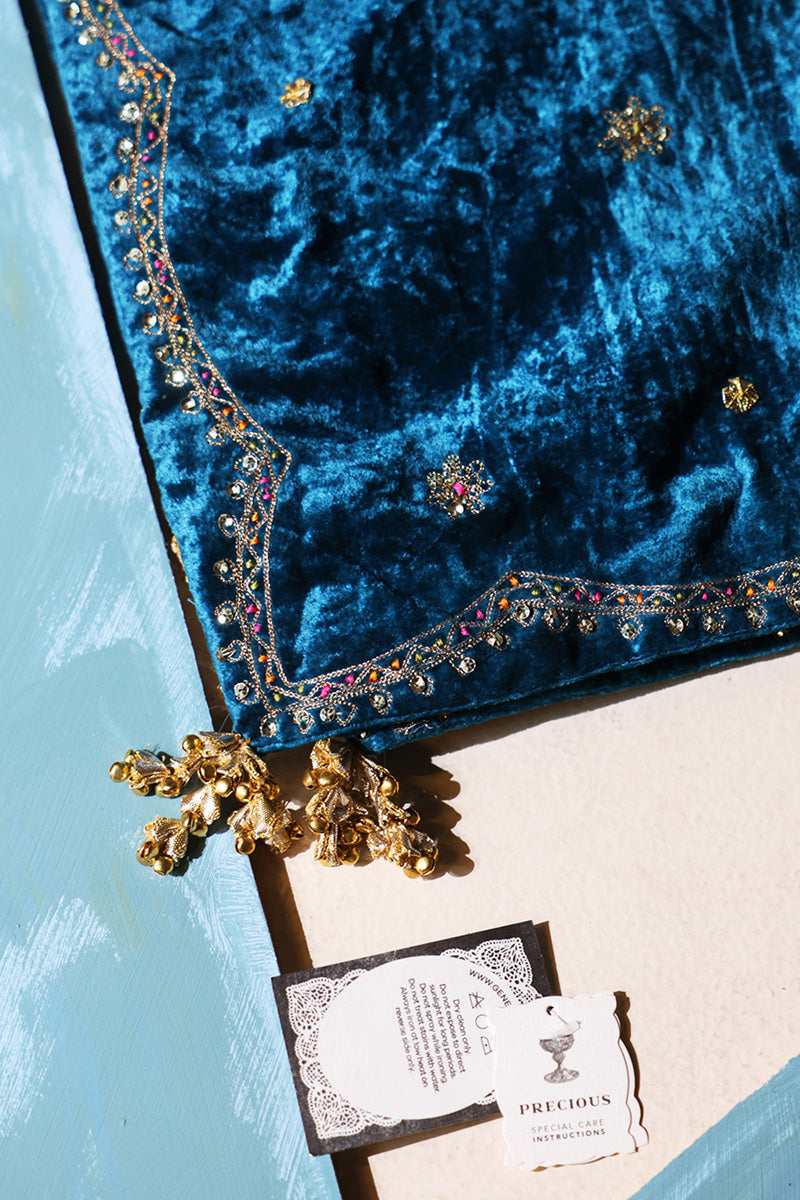 Nooray Velvet Shawl