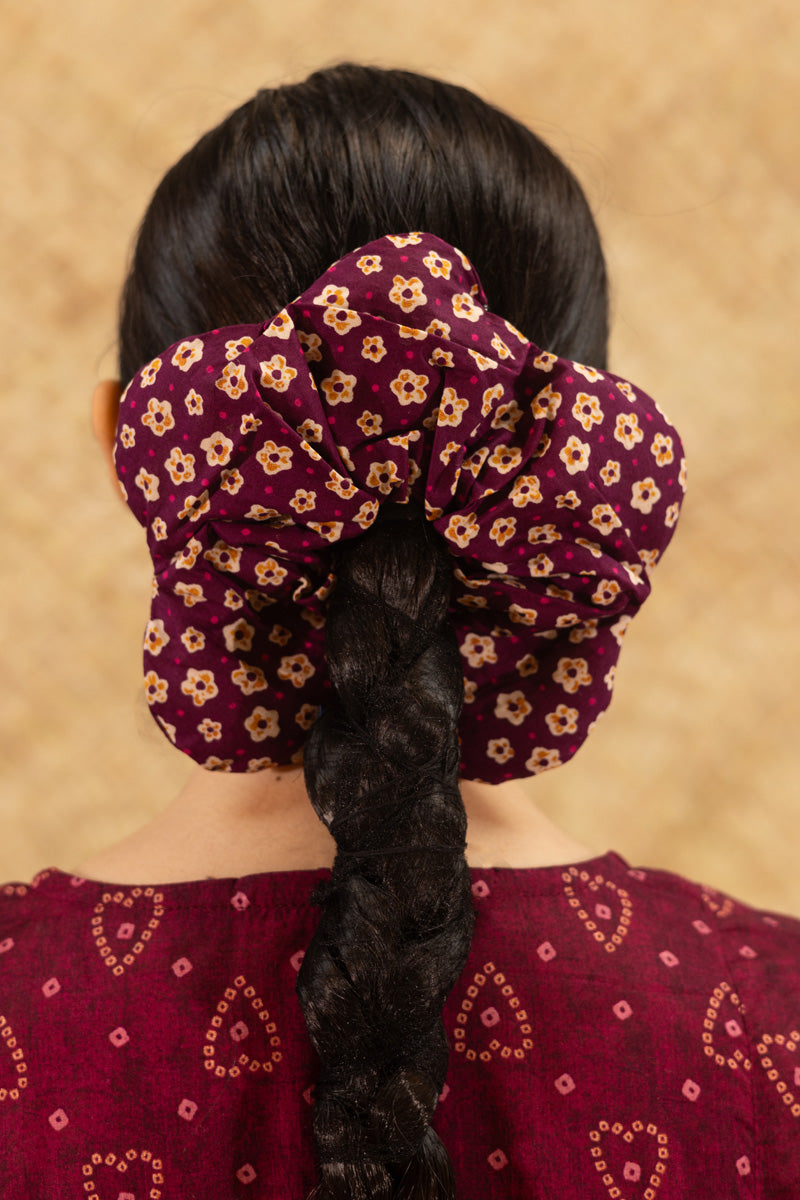 Flower Scrunchie