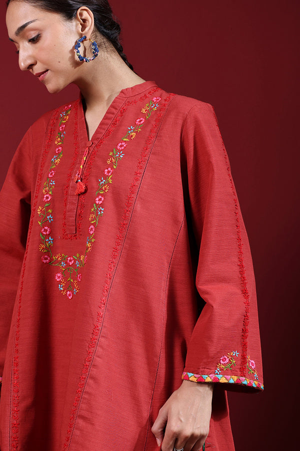 Hand-Crafted Tapestry Set