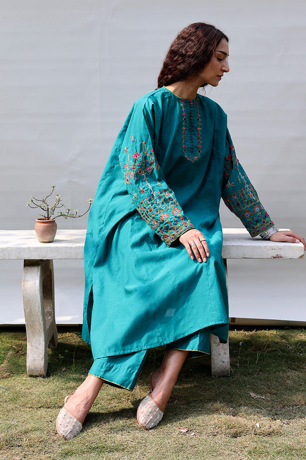 Aina Hand-Crafted Set