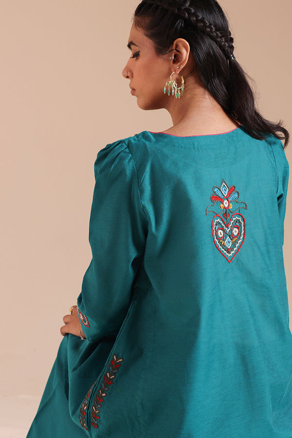 Hand-Embroidered Sheesh Set