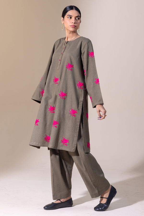 N K R Hand-Crafted Set