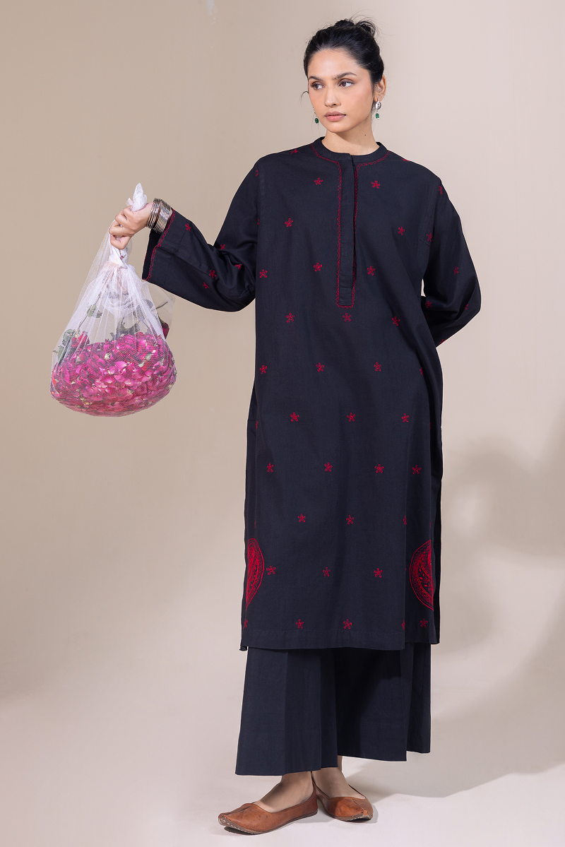 N K R Embroidered Set