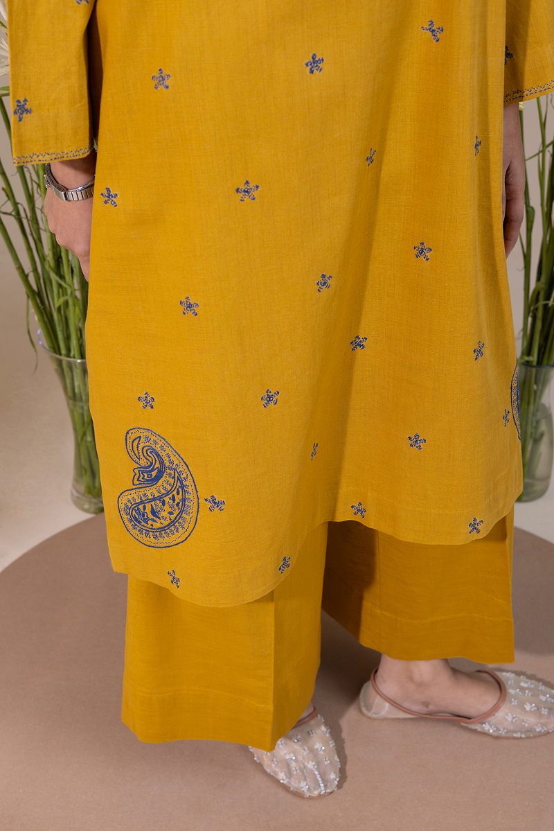 N K R Embroidered Set