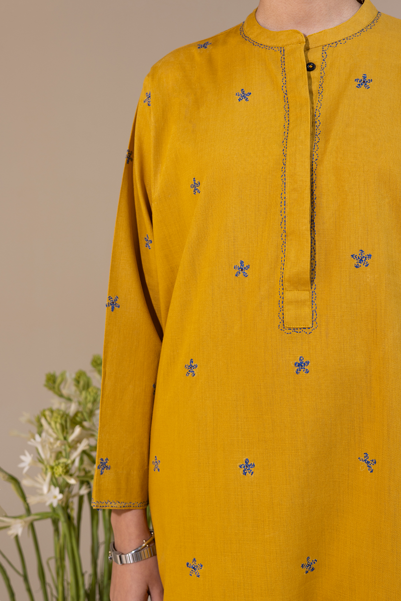 N K R Embroidered Set