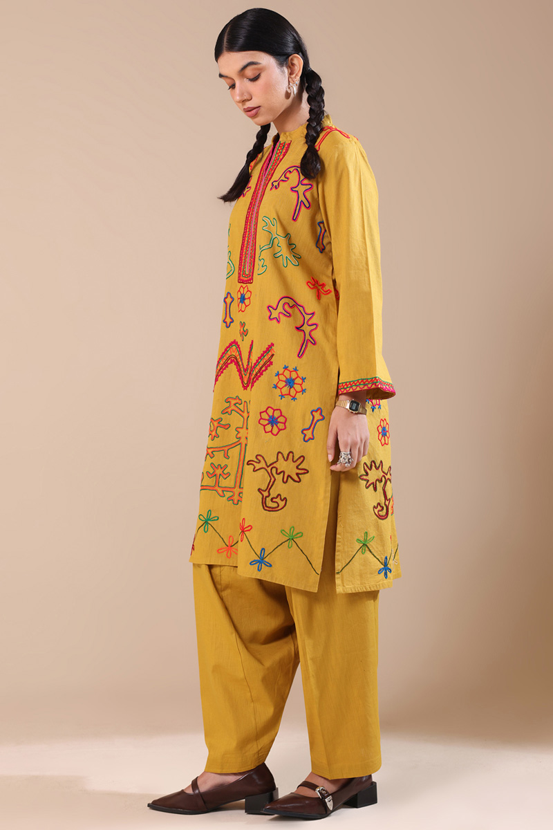 Hand-Embroidered N K R Style Set