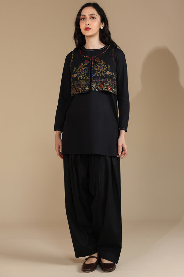 Hand-Embroidered 3-Piece Koti Set