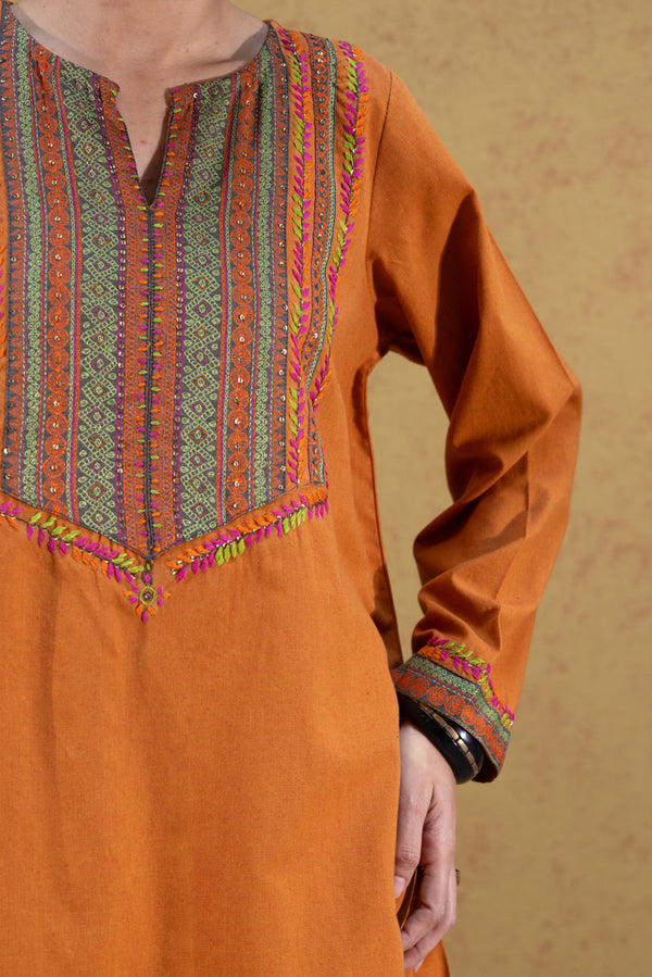 Hand-Embroidered Heritage Set