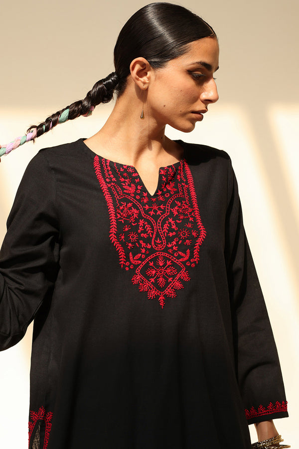 N K R Embroidered Set