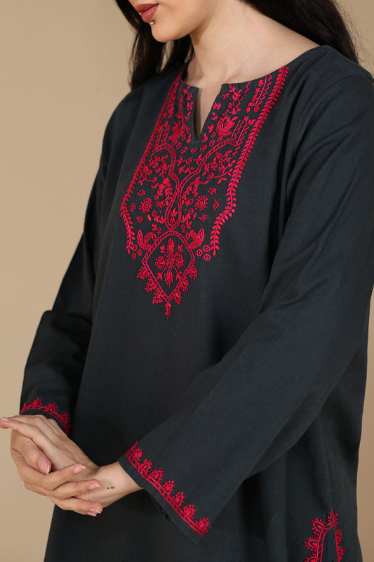N K R Embroidered Set