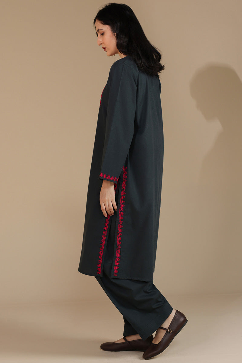 N K R Embroidered Set