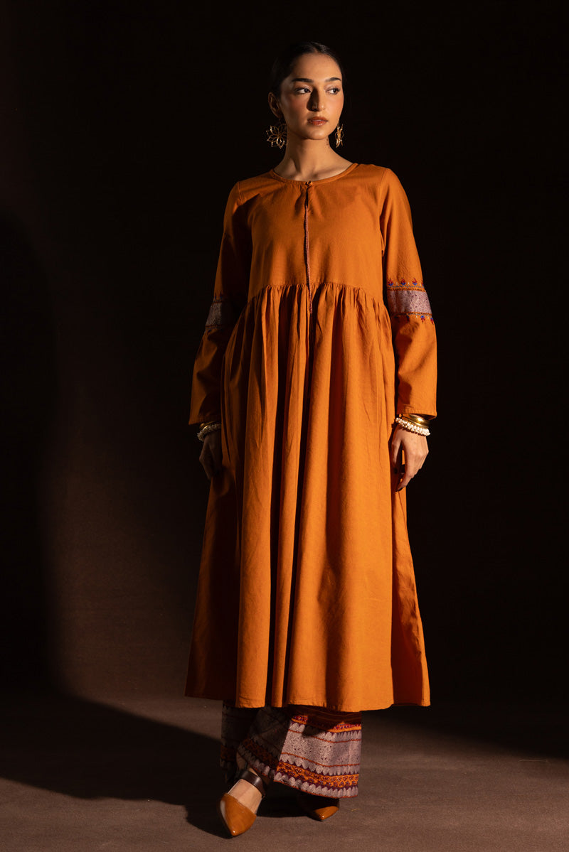 Hand-Crafted Flared Set