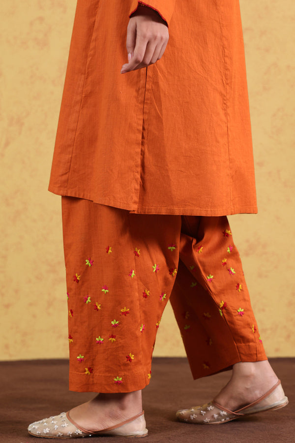 Hand-Crafted Cottage Set