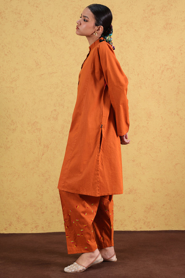 Hand-Crafted Cottage Set