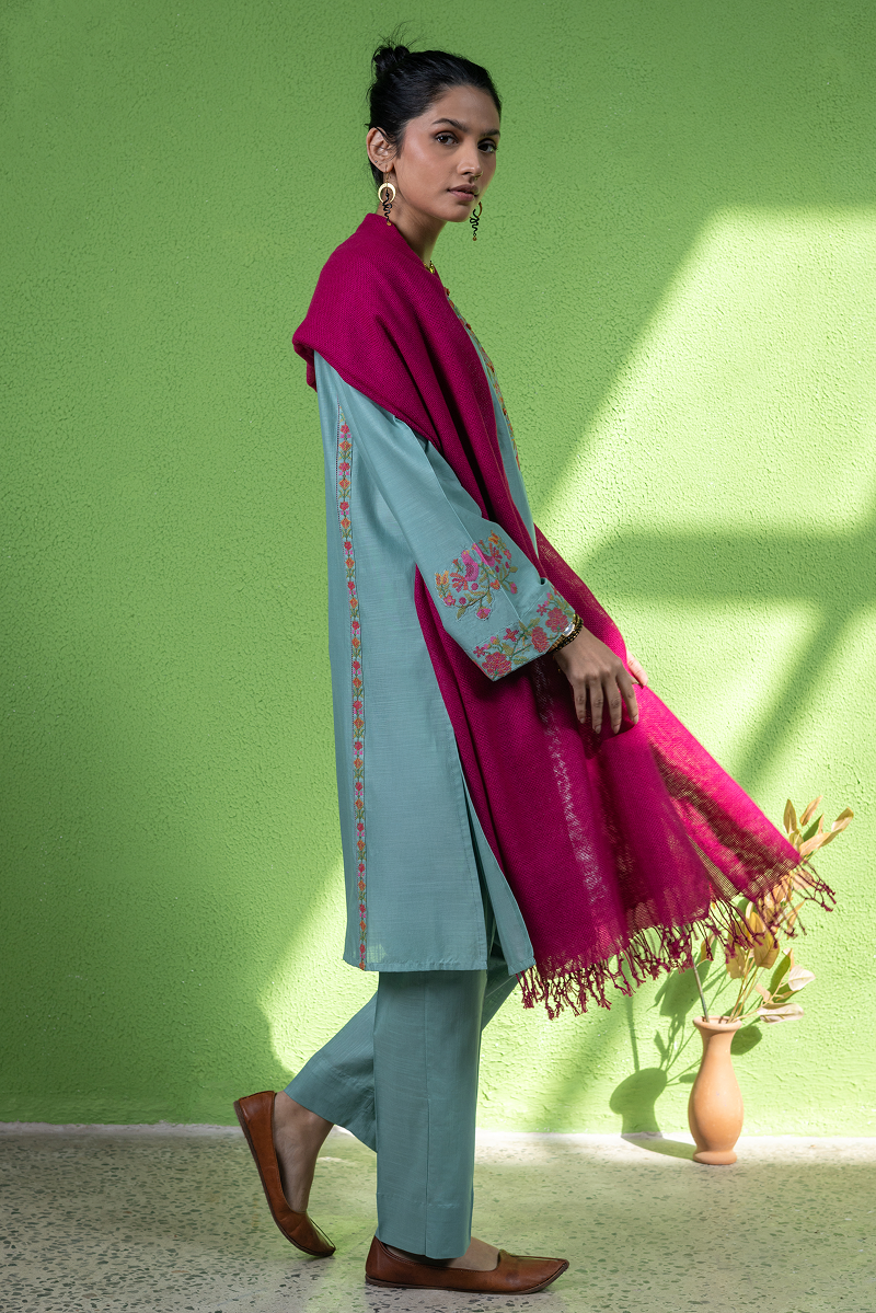 Pyari Paras Cross-Thread Set