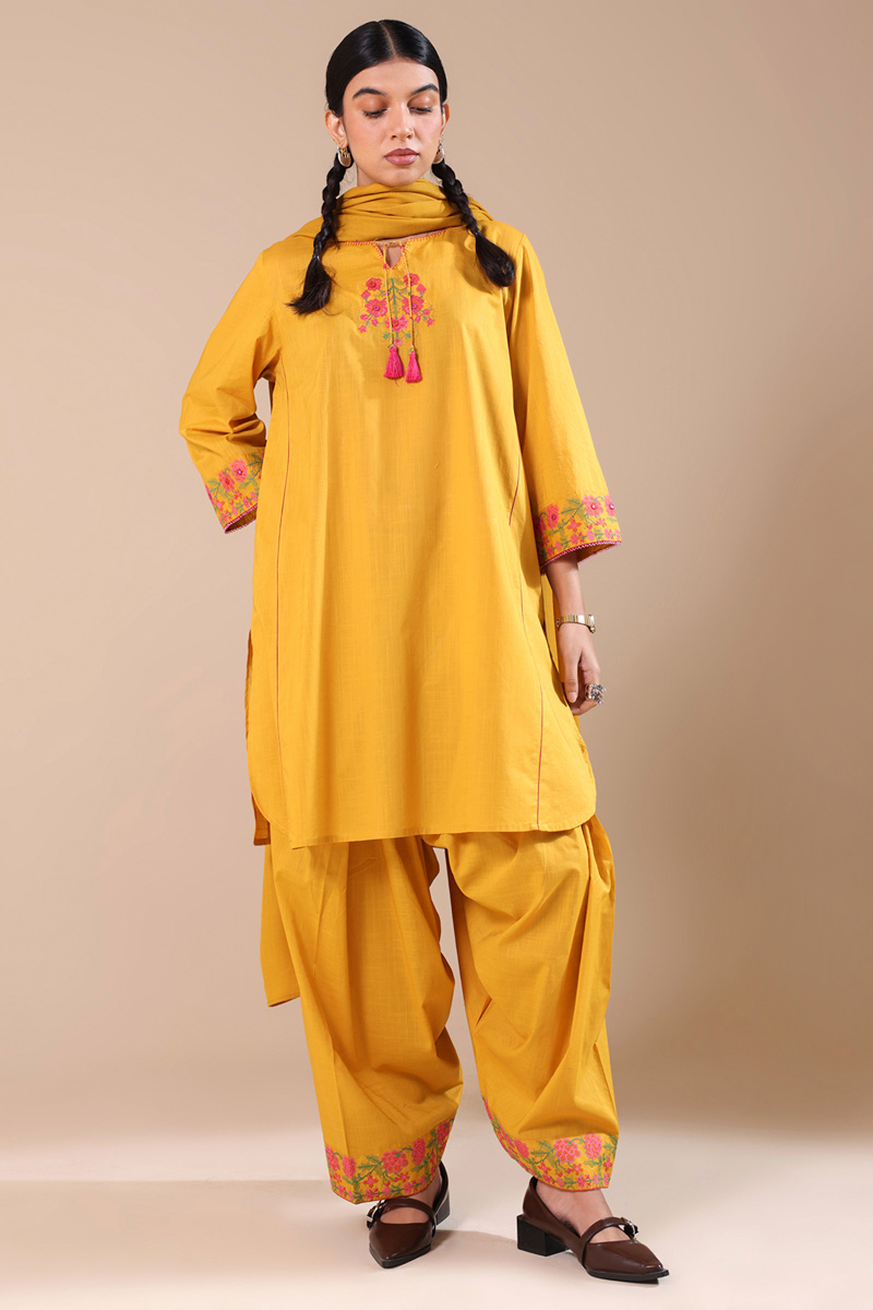 Heart Embroidered Set