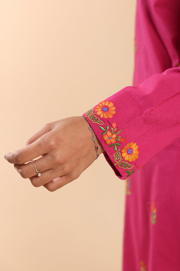 Laari Adda Threaded Set