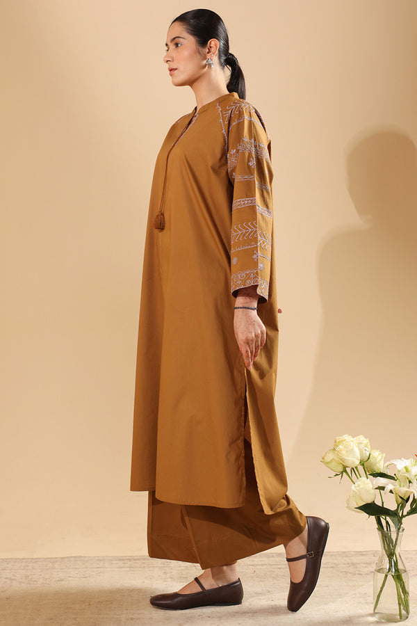 Chitrali Chogha Tassel Set