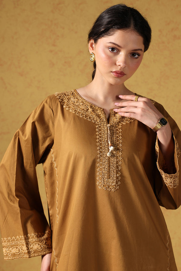 Chitrali Chogha Roshni Set