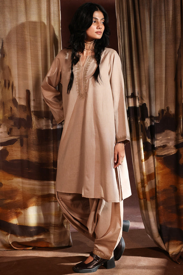 Dusty Dreams Embroidered Set