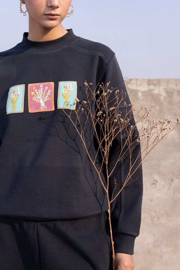 Cloud Thread Tales Sweat Set