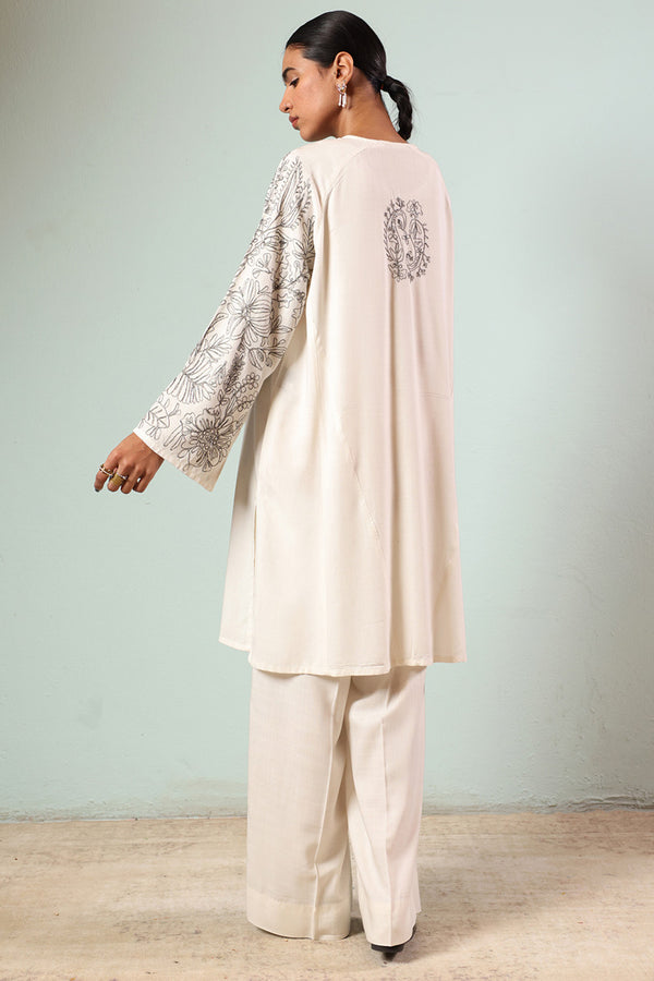 Mono Muse Embroidered Set